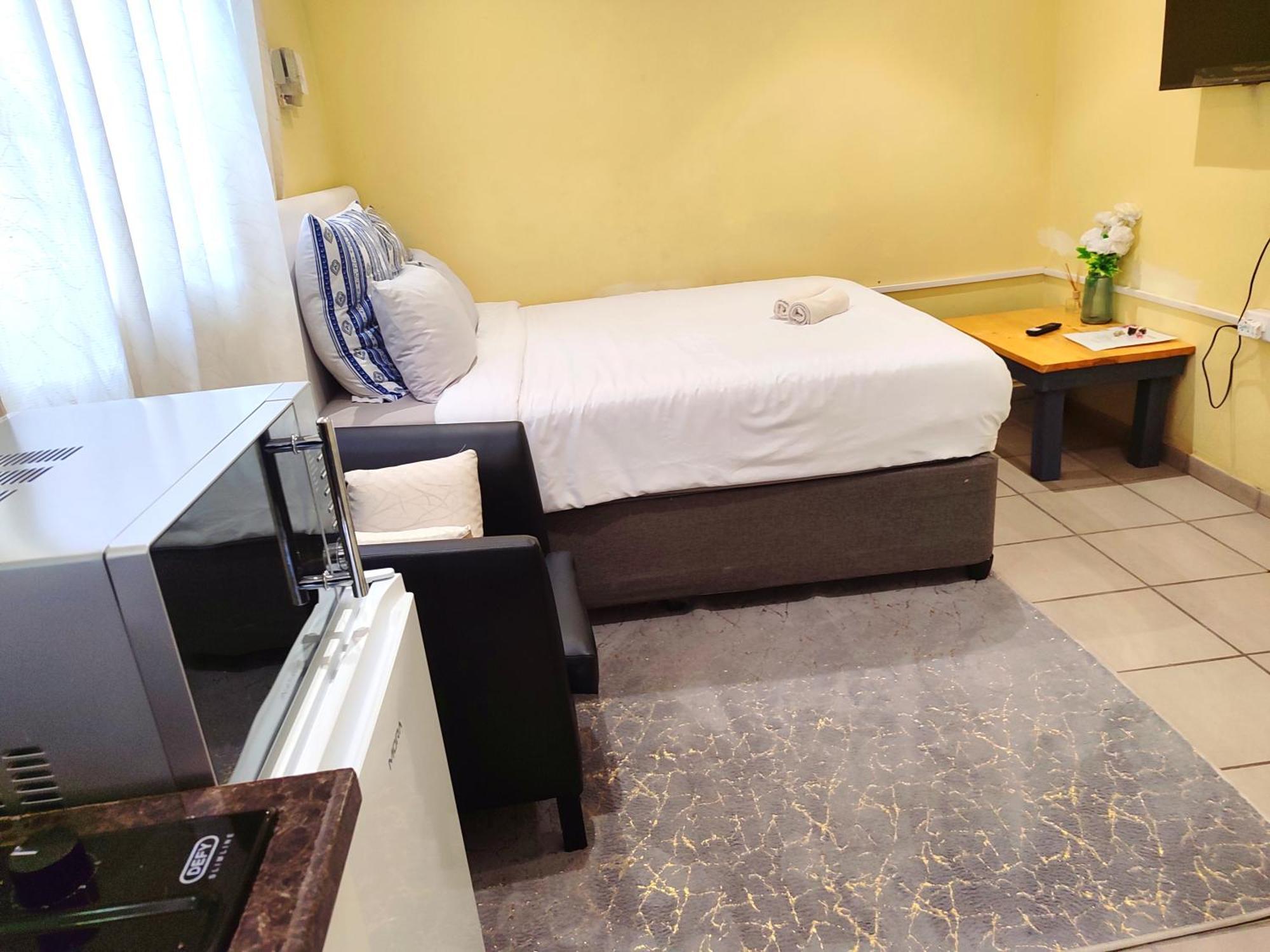 Zina Hotell Pretoria-Noord Exteriör bild
