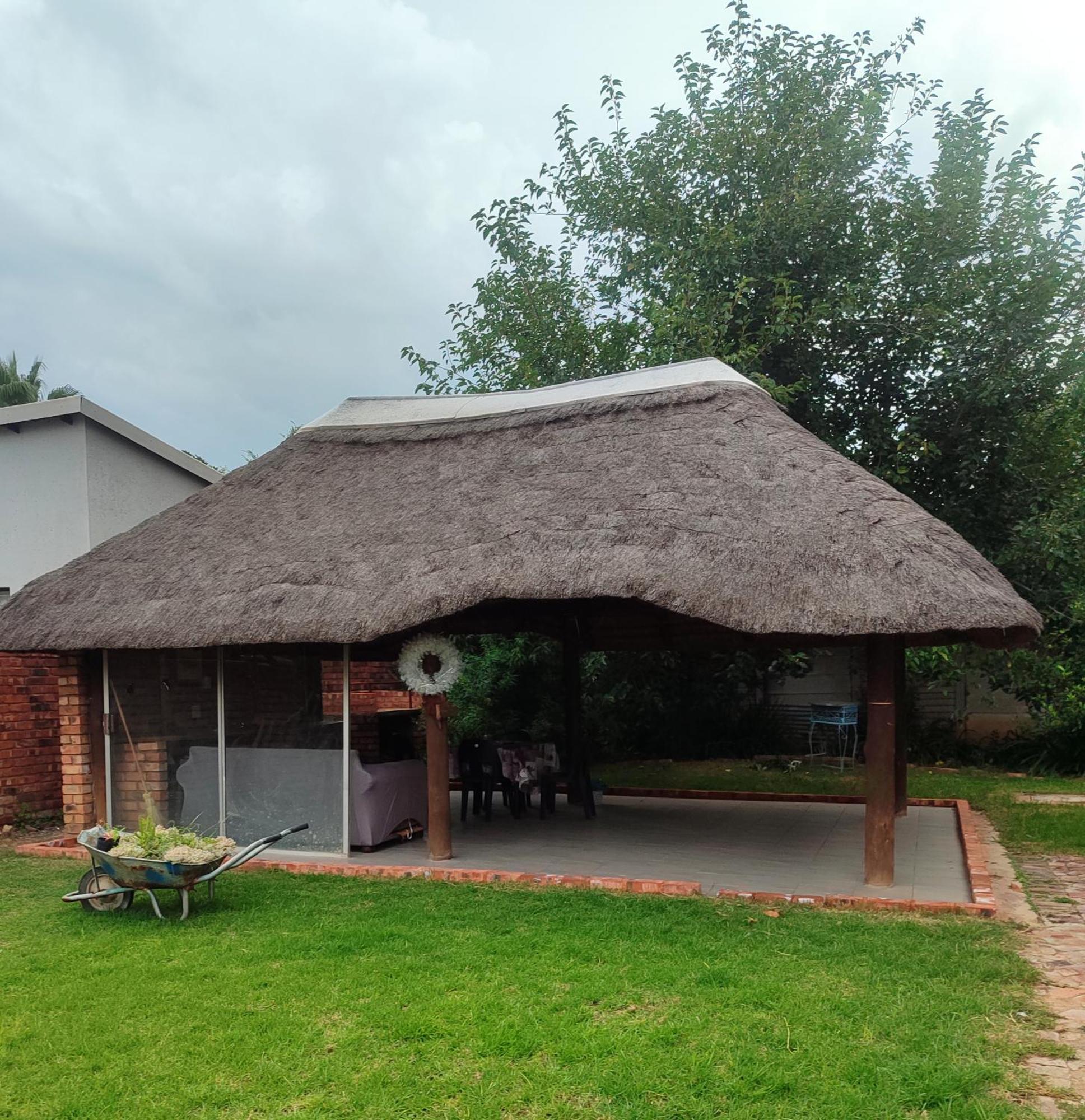 Zina Hotell Pretoria-Noord Exteriör bild