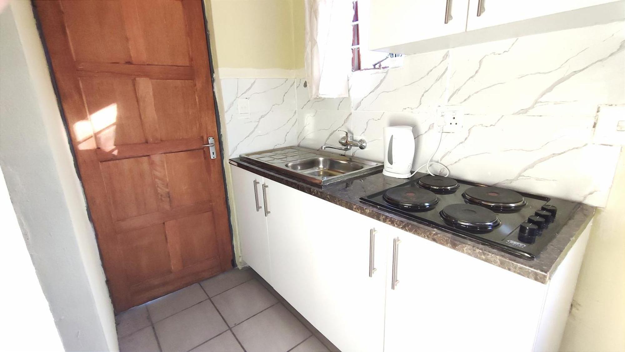 Zina Hotell Pretoria-Noord Exteriör bild