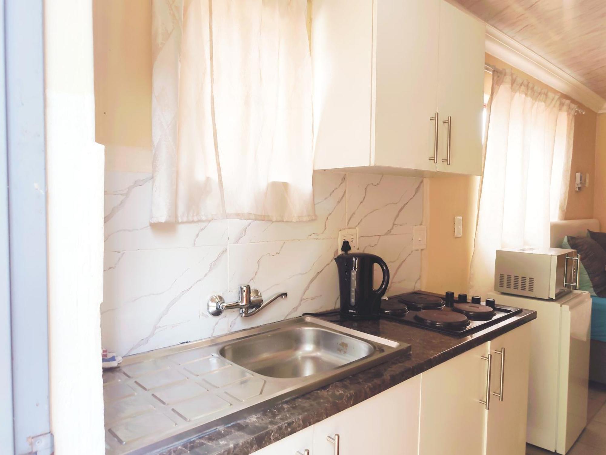 Zina Hotell Pretoria-Noord Exteriör bild