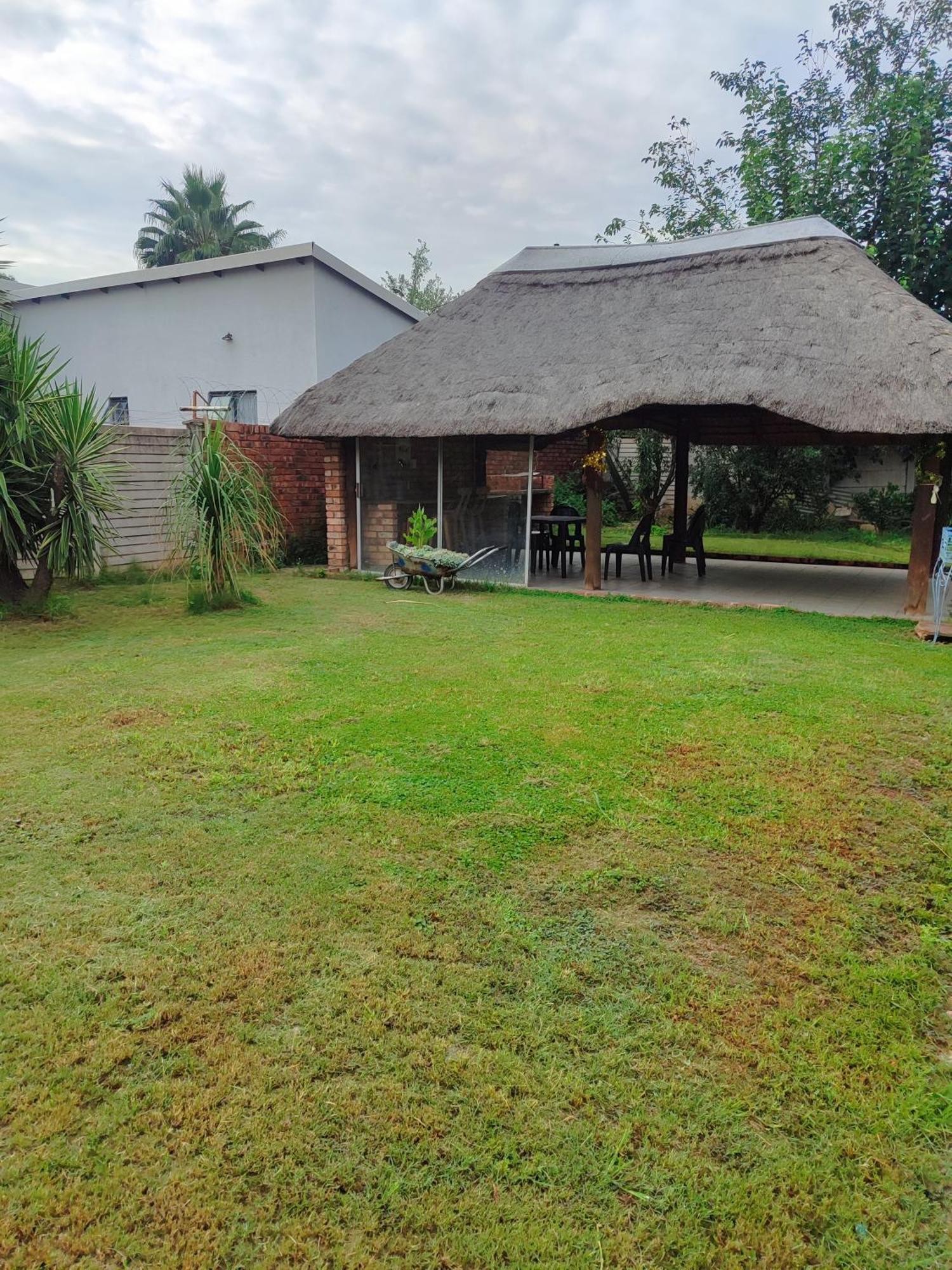 Zina Hotell Pretoria-Noord Exteriör bild